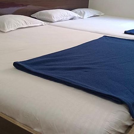 Sai Ganesh Guest House Shirdi Dış mekan fotoğraf