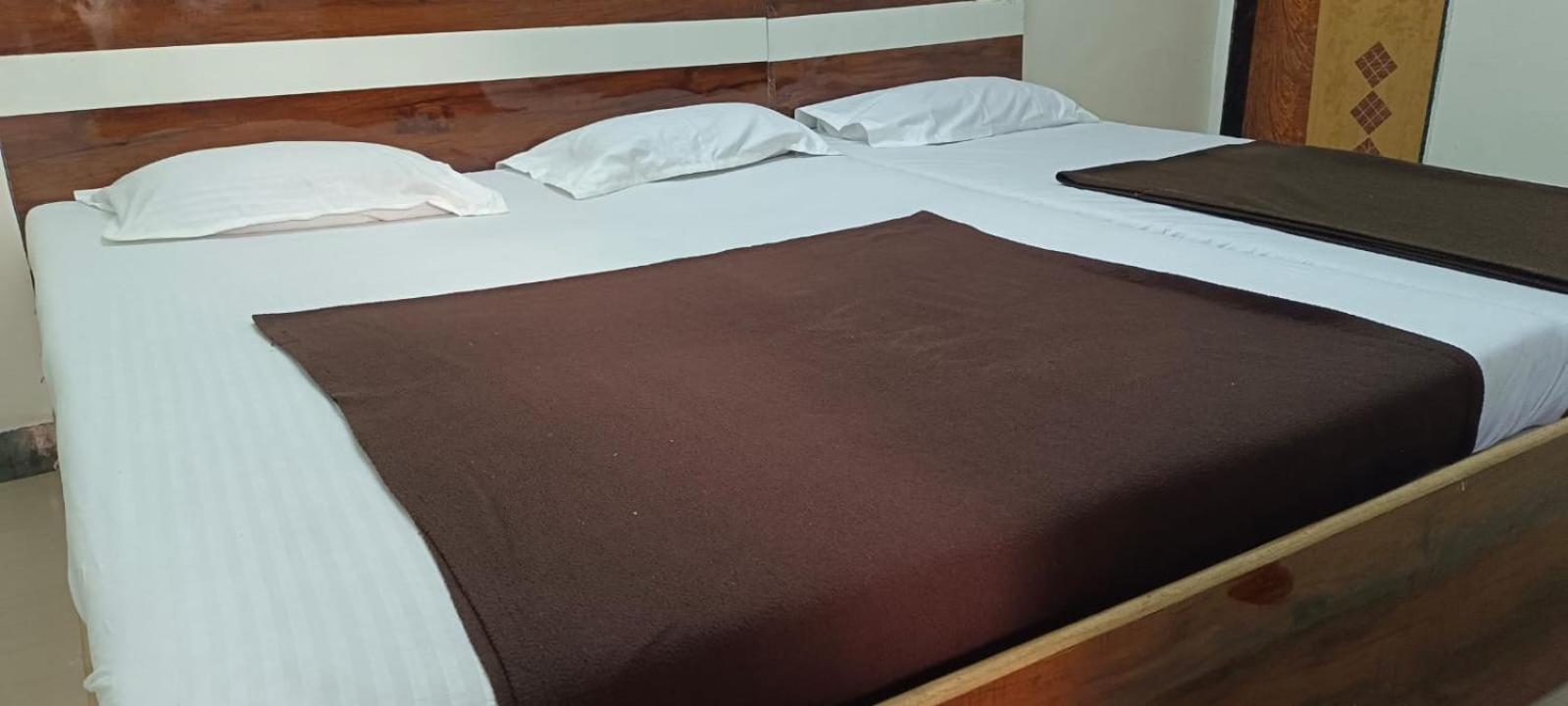 Sai Ganesh Guest House Shirdi Dış mekan fotoğraf